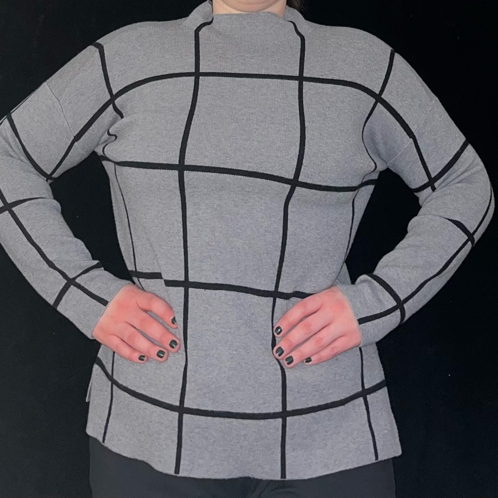 Pretty block patterned sweater. - Picture 3 of 4